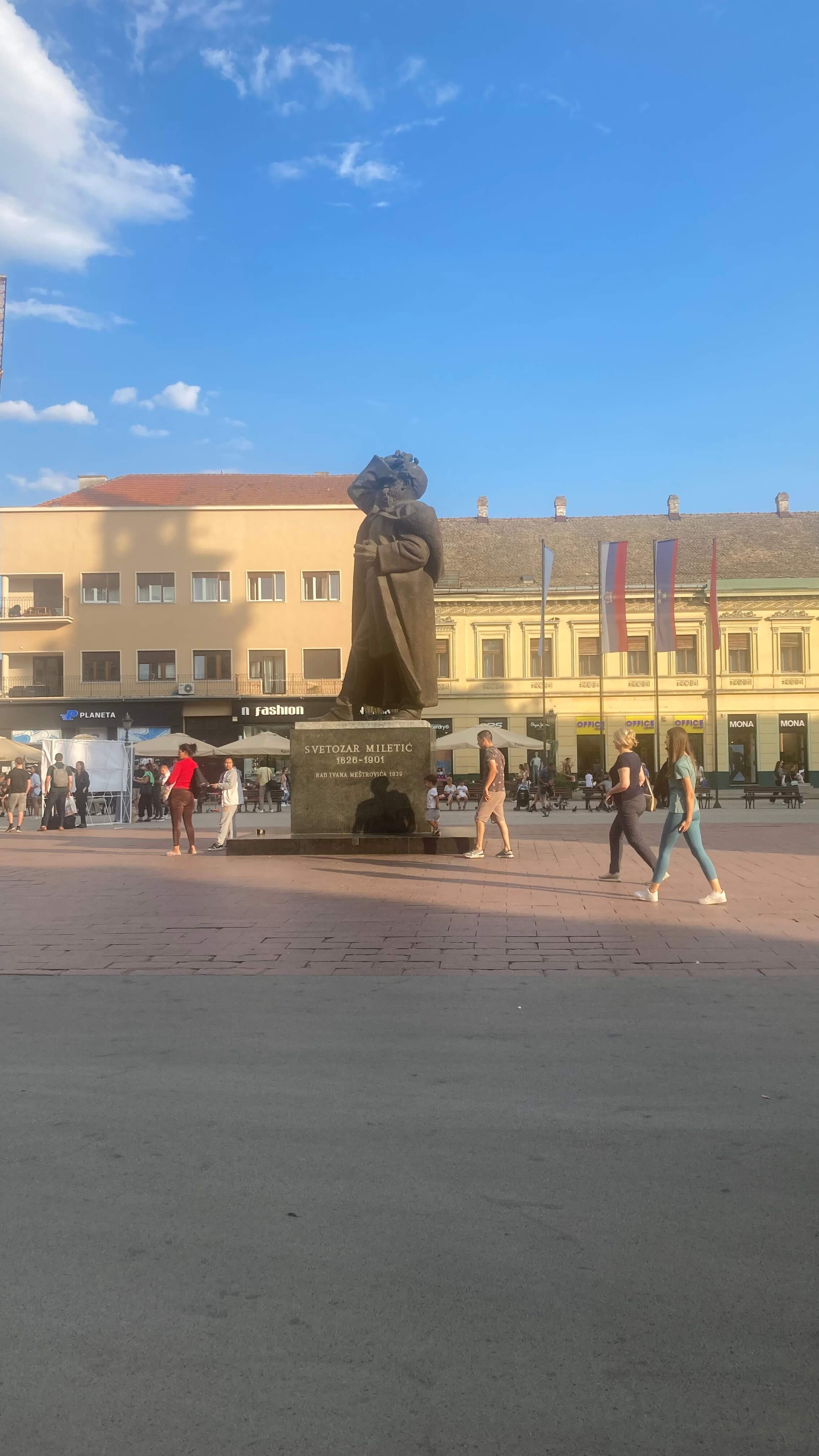 The Statue and Square